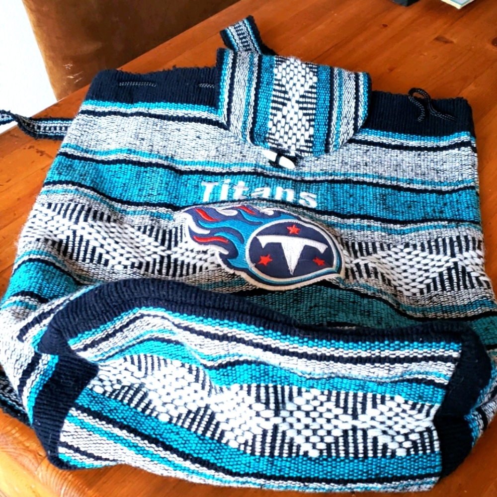 Titans Draw String Woven Backpack 15" EUC